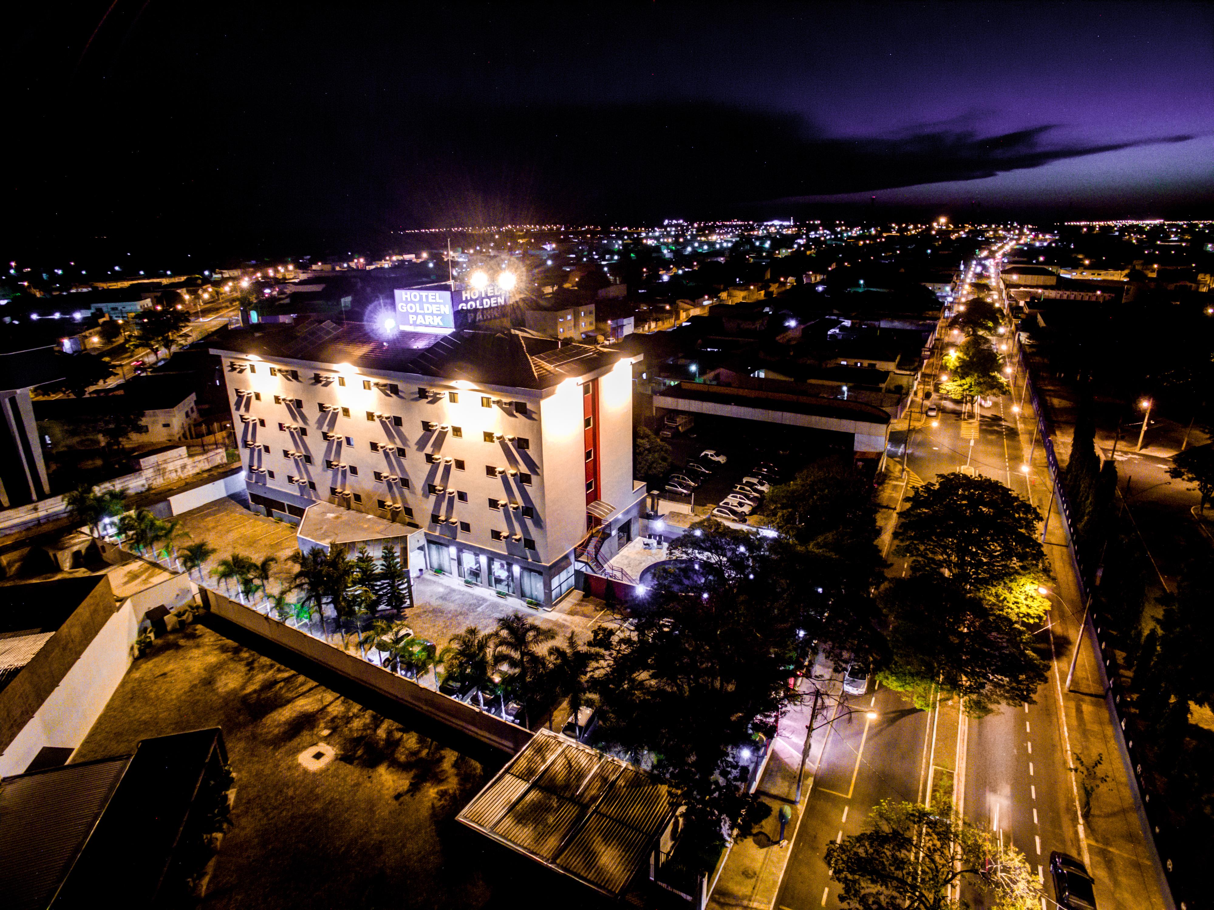 Hotel Golden Park Uberaba Exterior photo